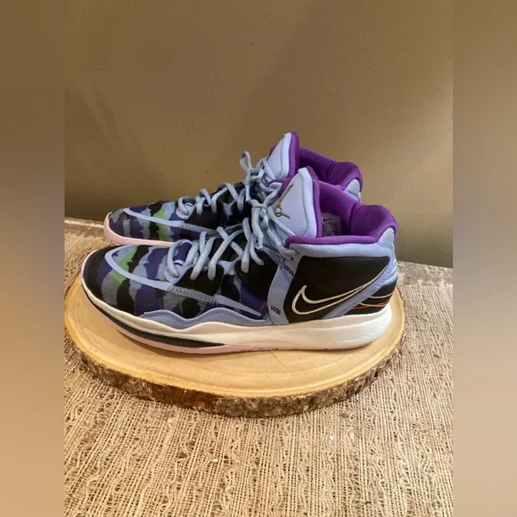 Nike Kyrie Infinity Aluminum Blue Sneakers,‎ Size 8.5 CZ0204-400